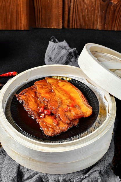 Braised pork belly with soy sauce