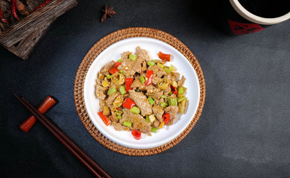 Stir-fried beef with celery