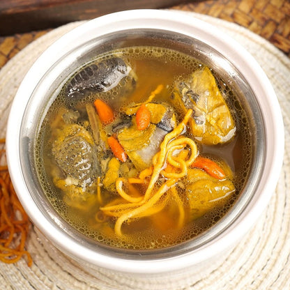 Cordyceps sinensis black chicken soup