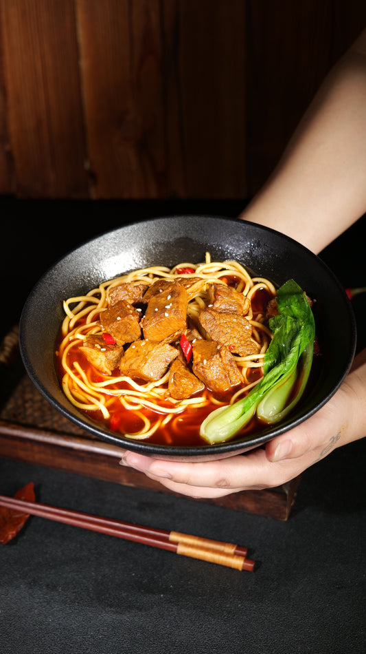 Sauce-flavored beef brisket noodle topping