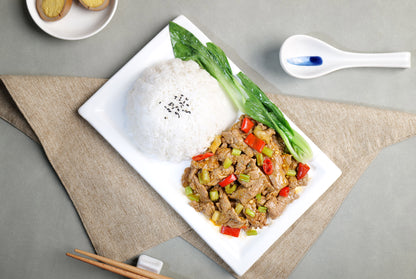 Stir-fried beef with celery