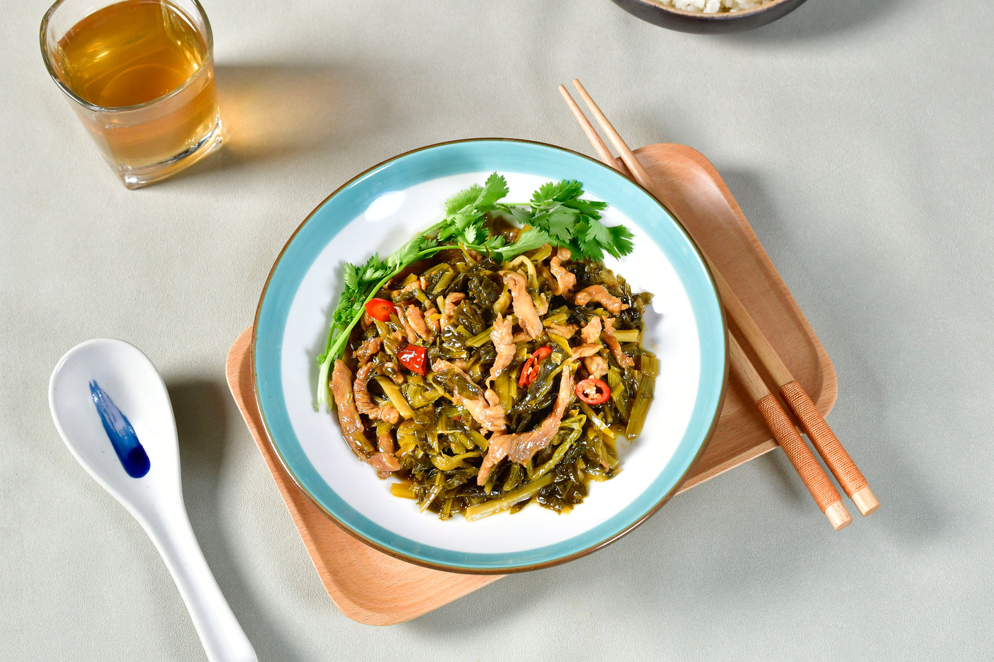 Shredded pork with pickled mustard greens