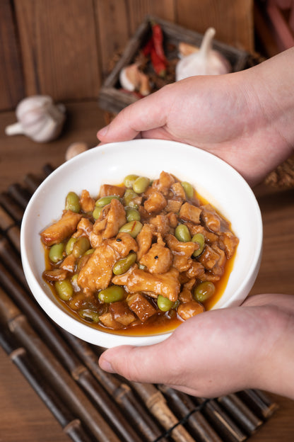 Edamame and diced pork fried sauce